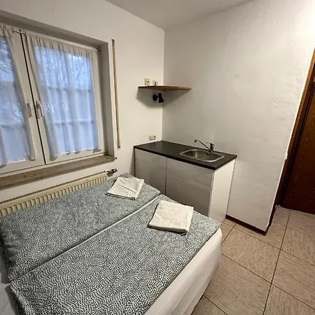 Koeln Szálloda Lindlar