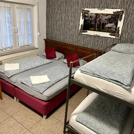 Koeln 3* לינדלאר