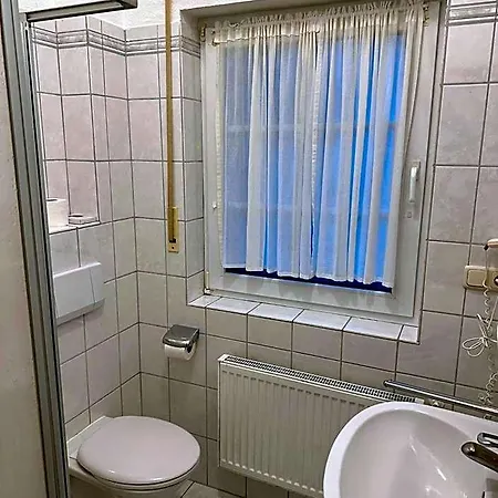 Koeln לינדלאר