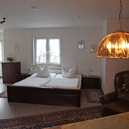 Koeln Szálloda Lindlar