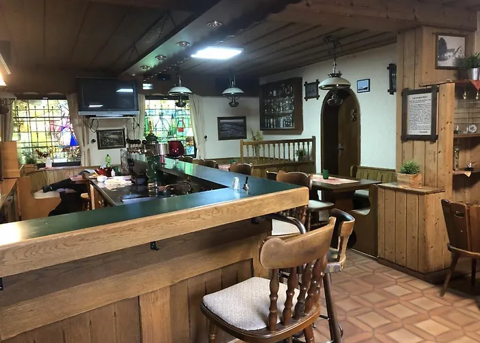 Koeln 酒店 林德拉